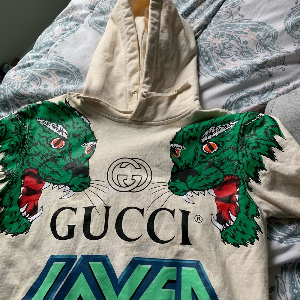Gucci sweatshirt